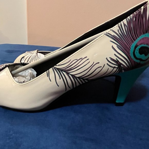 NEW Modcloth TUK Peacock Peep Heels, sz 9 - Picture 3 of 5